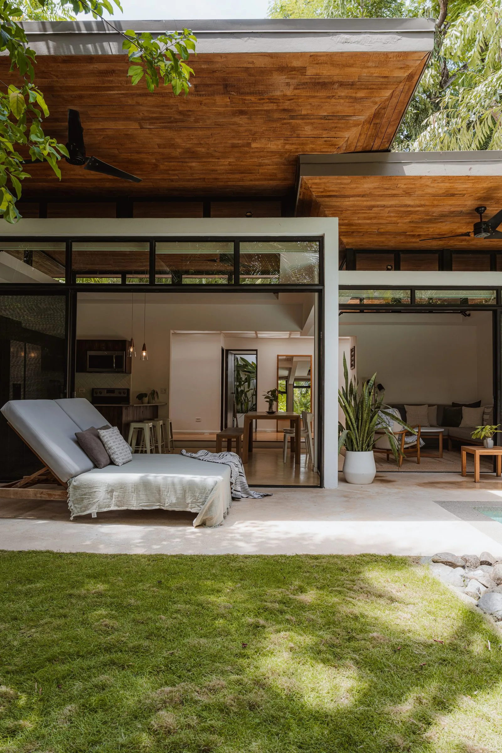 Villa Sol — Nalu Nosara, Playa Guiones, Costa Rica